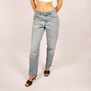 90s Levis 560 Jeans (30") light blue denim vintage distressed mom jeans indie